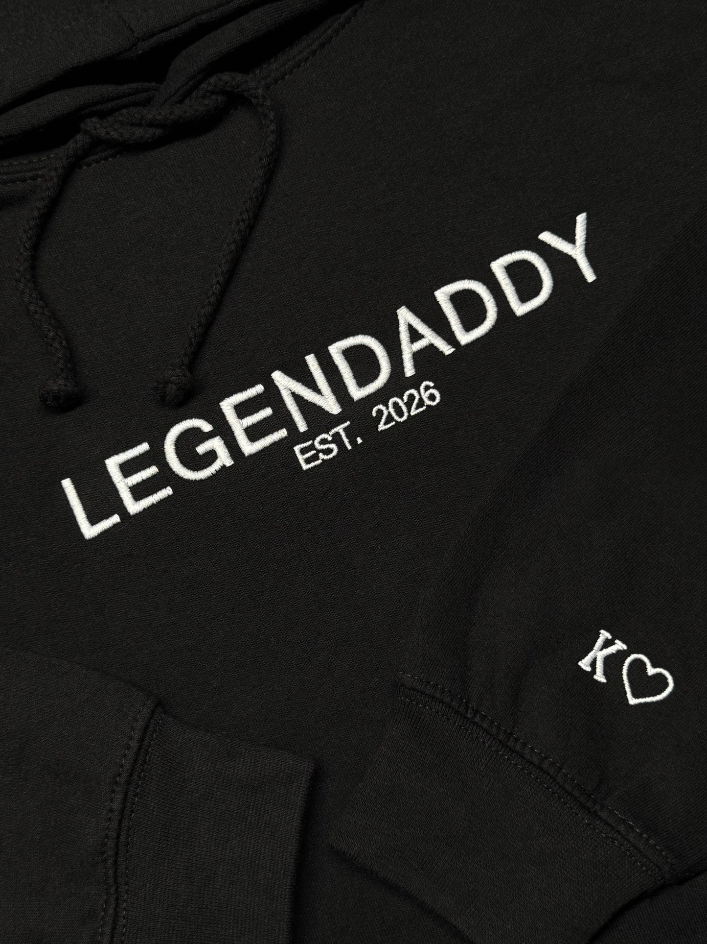 LEGENDADDY Pullover mit Wunschtext – Personalisiert & Bestickt