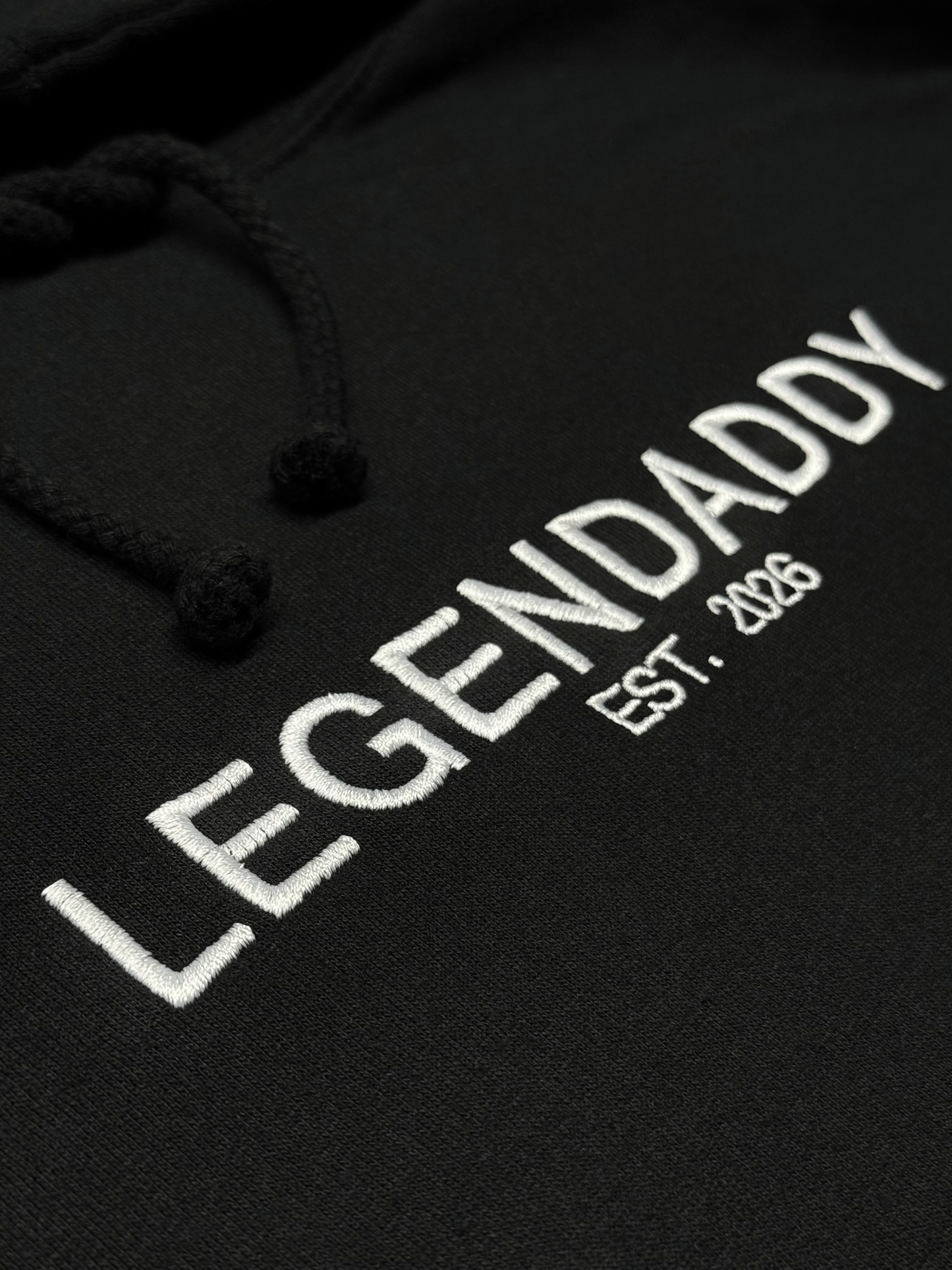 LEGENDADDY Pullover mit Wunschtext – Personalisiert & Bestickt