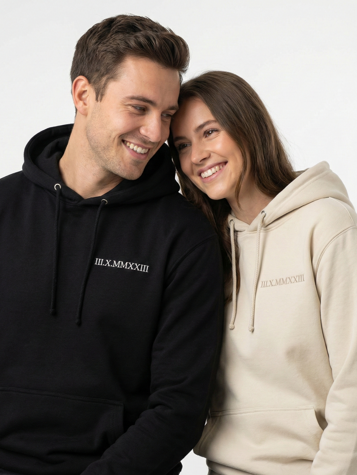 Pullover mit römischen Ziffern – Personalisiert & Bestickt